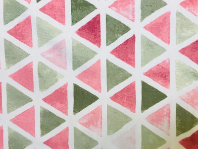 Baumwollstoff, Canvas Stoff, Dekostoff, Dreiecke in verschiedenen Farben, pink, grün